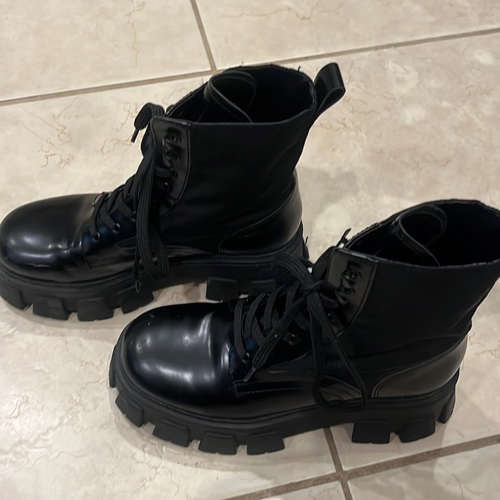 Marc Fisher Black Combat Boot size 7M